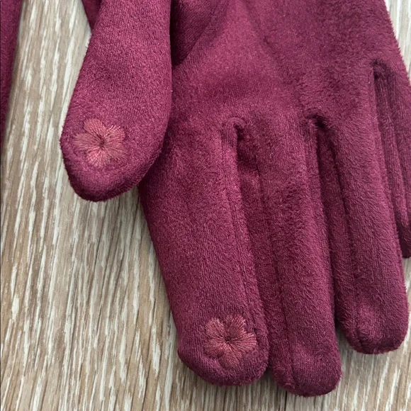 Hot Paws burgundy/ maroon gloves - Picture 3 of 5